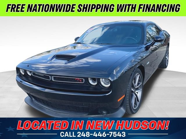 Used 2023 Dodge Challenger R/T RWD image 1