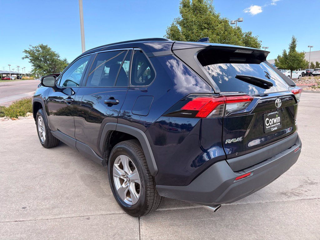 Used 2025 Toyota RAV4 XLE AWD/4WD image 5