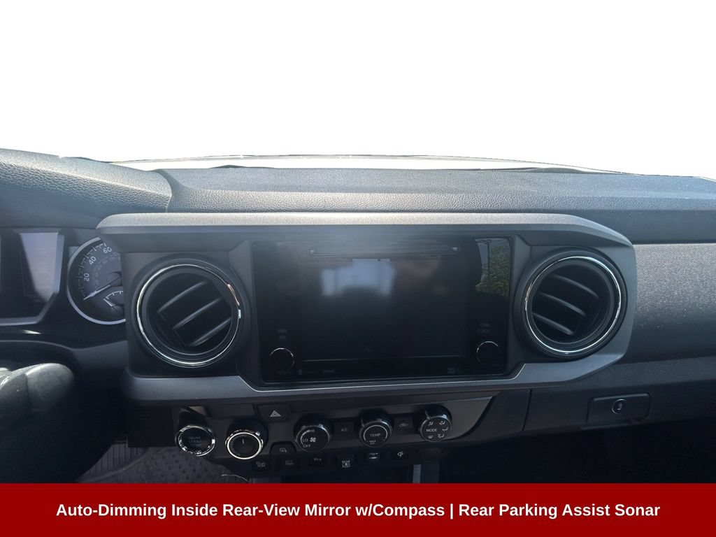 Used 2019 Toyota Tacoma TRD Off-Road w/ Technology Package AWD/4WD image 10