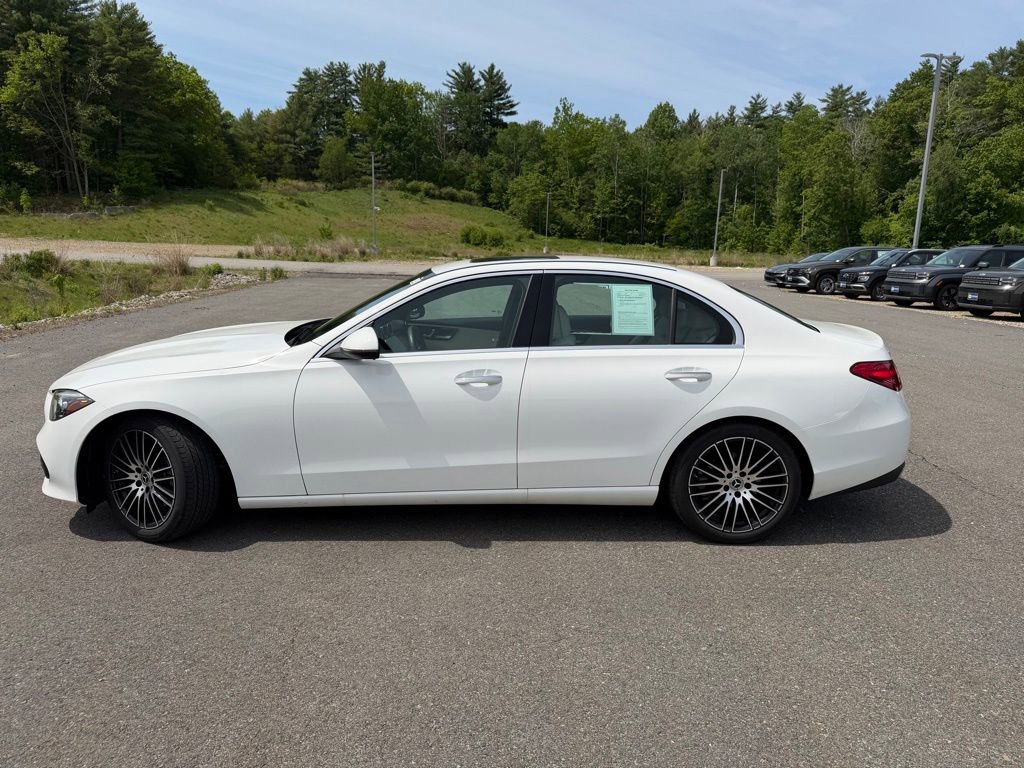 Used 2023 Mercedes-Benz C 300 4MATIC Sedan image 2