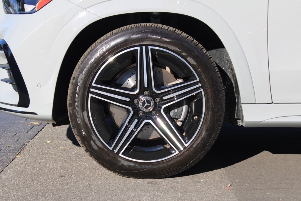 Certified 2025 Mercedes-Benz GLE 450 4MATIC image 10