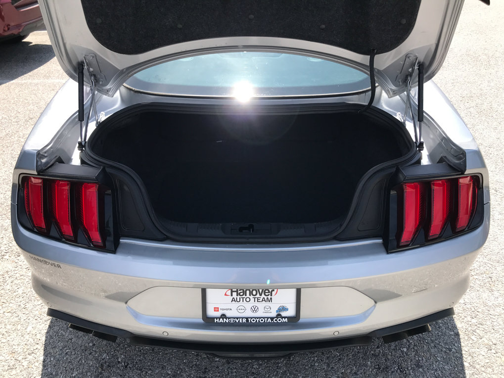 Used 2020 Ford Mustang GT w/ Black Accent Package RWD image 23