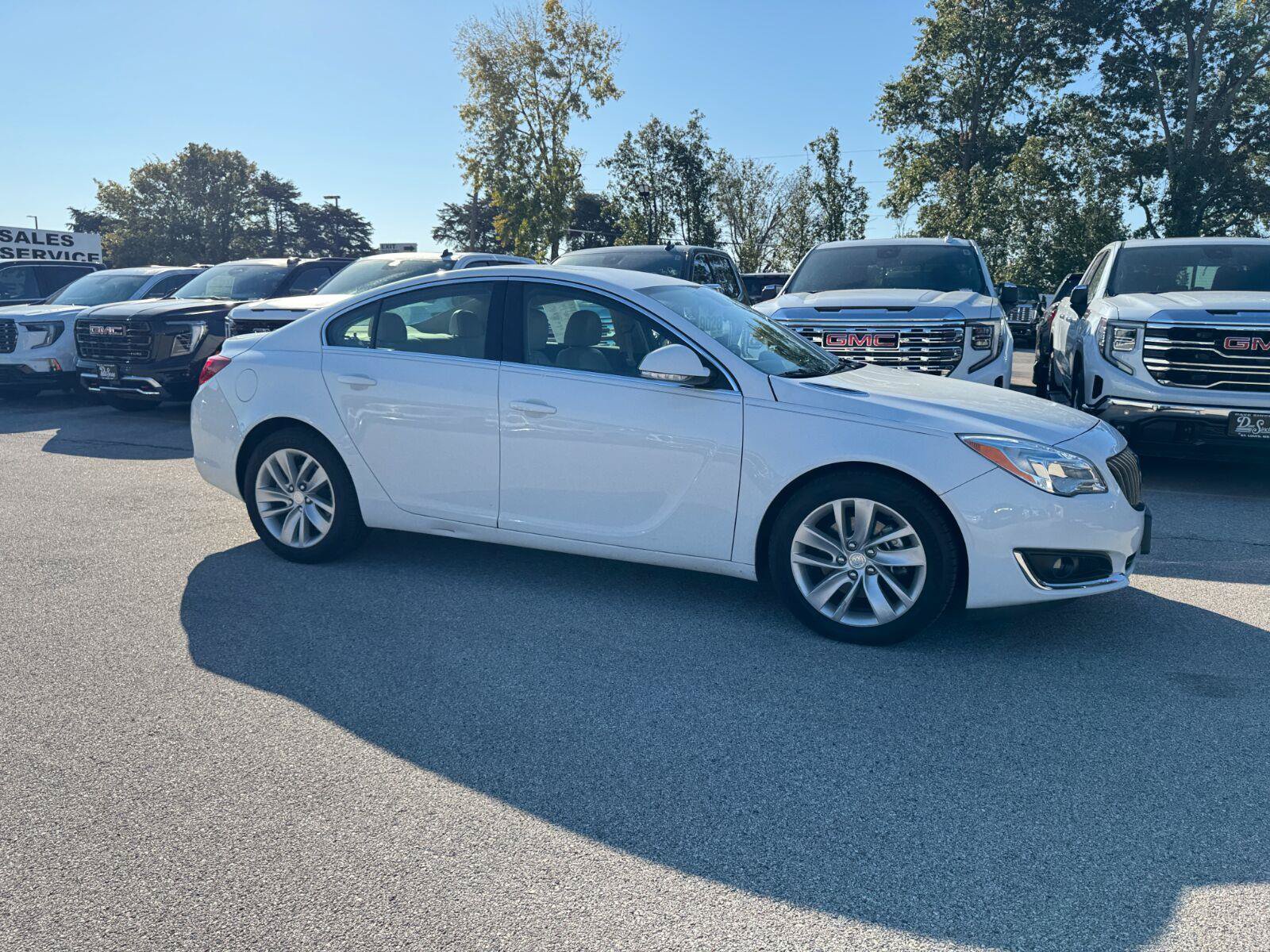 Used 2014 Buick Regal FWD image 7