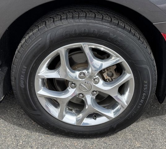 Used 2018 Chrysler Pacifica Limited w/ Advanced Safetytec Group FWD image 9