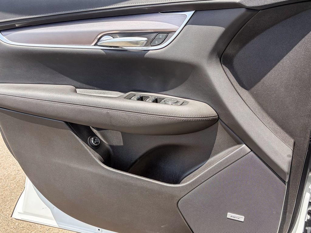Certified 2023 Cadillac XT5 Luxury w/ LPO, Floor Liner Package FWD image 35