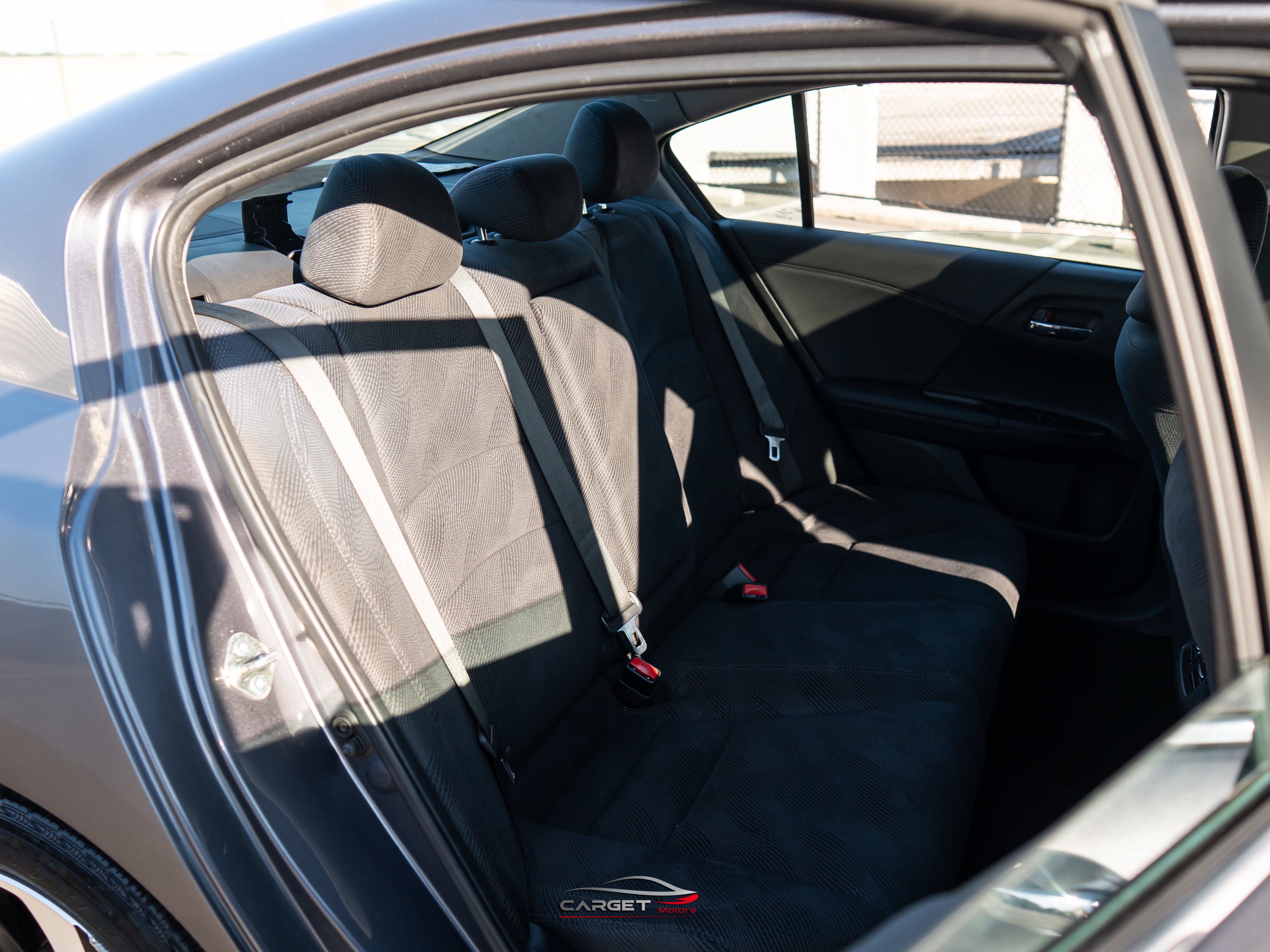 Used 2017 Honda Accord EX image 16