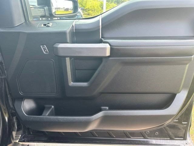 Used 2019 Ford F150 XLT w/ Equipment Group 302A Luxury AWD/4WD image 40