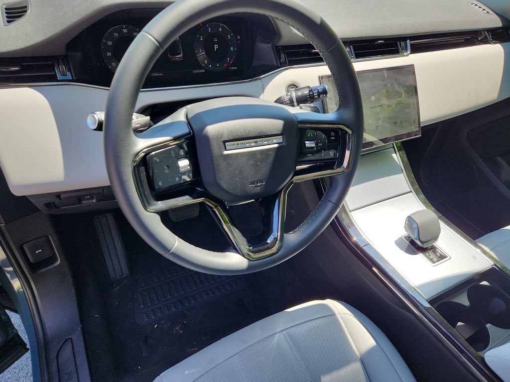 Used 2025 Land Rover Range Rover Evoque S AWD/4WD image 15