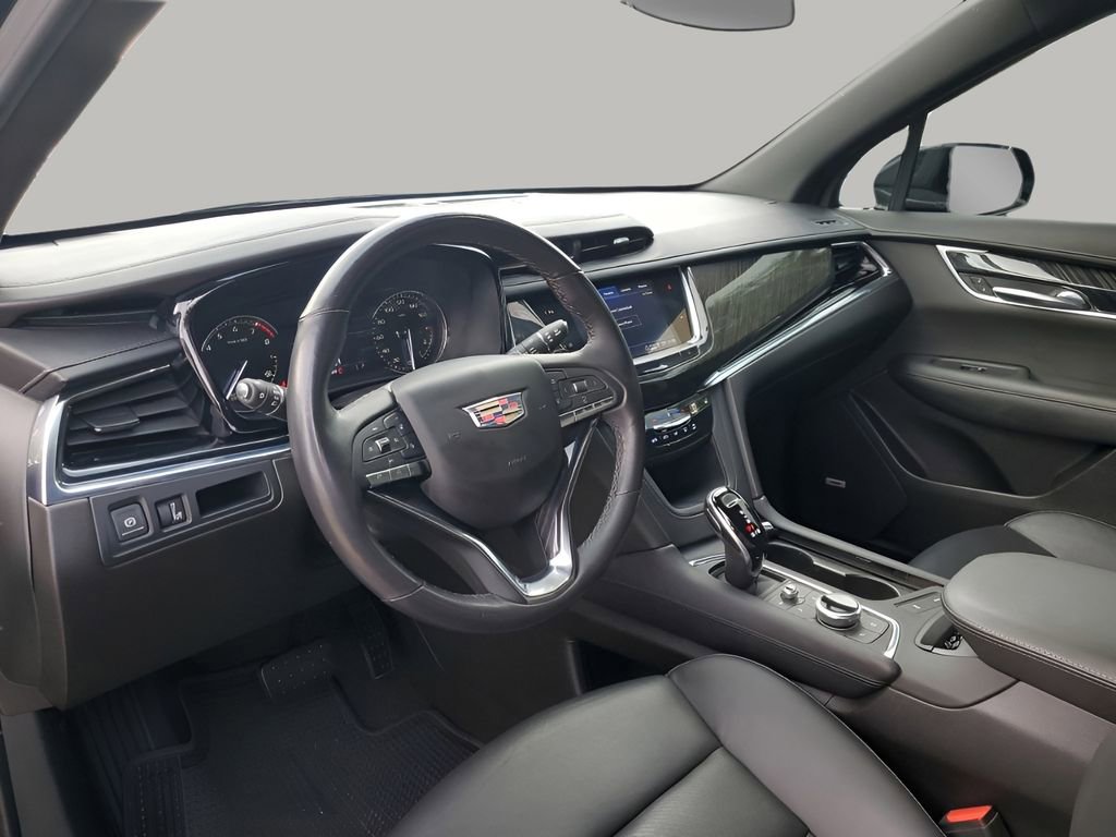 Used 2022 Cadillac XT6 Premium Luxury image 39