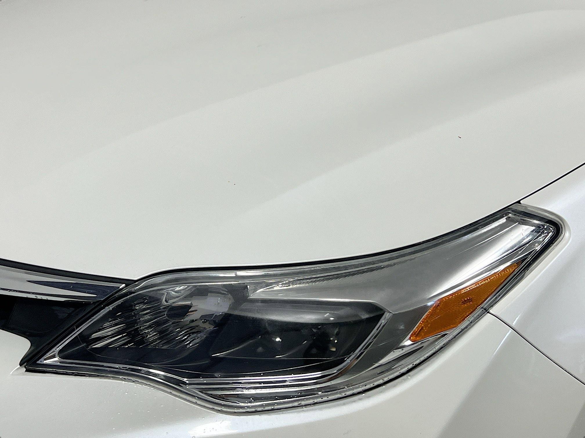Used 2018 Toyota Avalon XLE Premium image 11