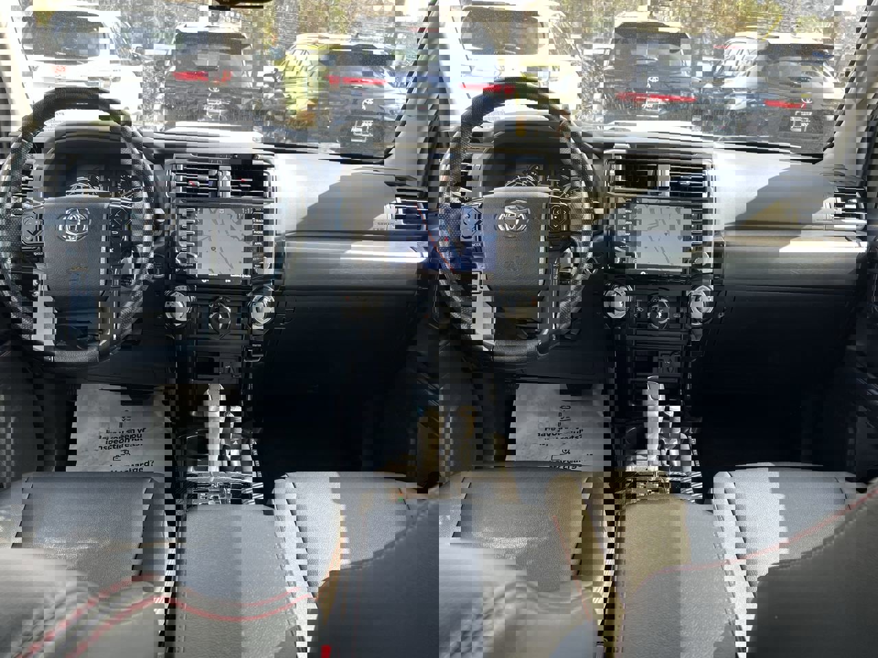 Used 2024 Toyota 4Runner TRD Off-Road Premium image 31