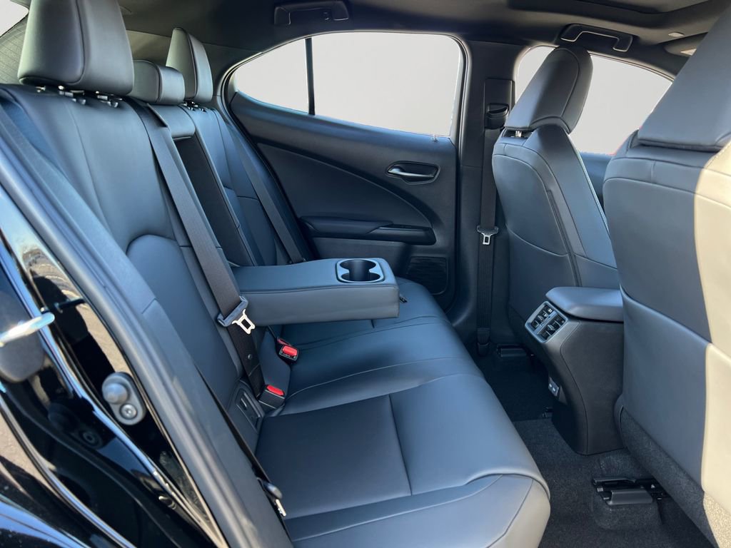 New 2025 Lexus UX 300h 300h F SPORT Design image 6