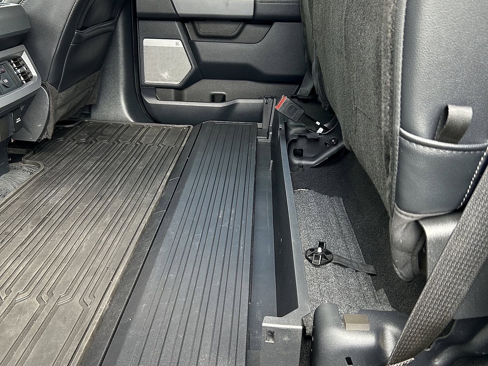 Used 2023 Ford F250 Lariat w/ Sport Appearance Package image 10