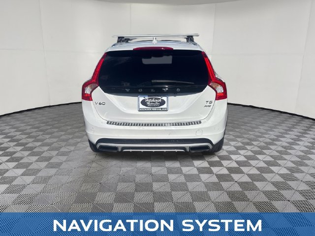 Used 2018 Volvo V60 T5 Cross Country w/ Convenience Package AWD/4WD image 5