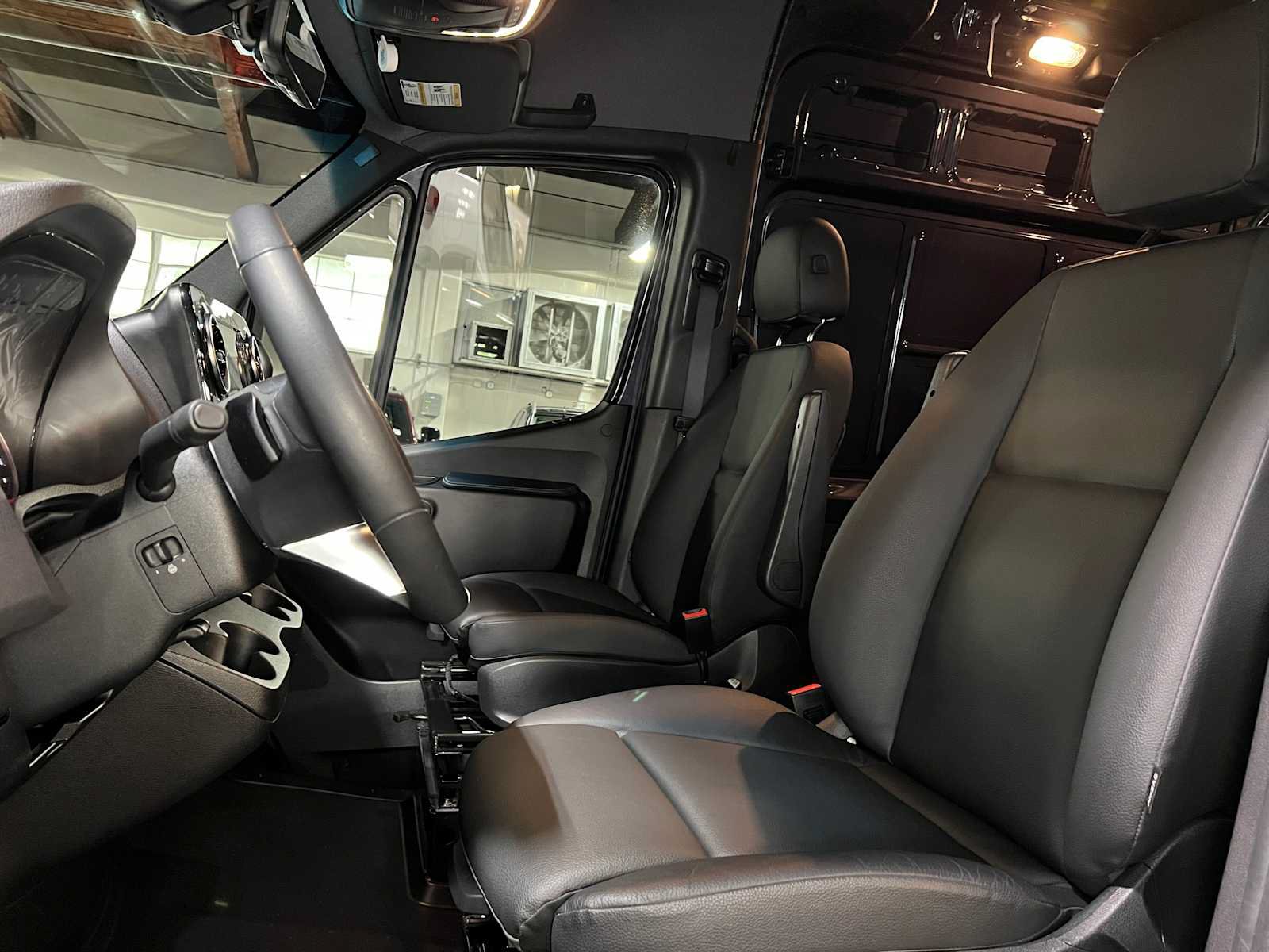 Used 2026 Mercedes-Benz Sprinter 2500 image 23