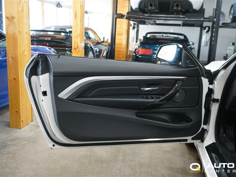 Used 2018 BMW 430i xDrive Convertible AWD/4WD image 11