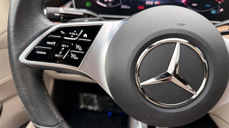 Used 2024 Mercedes-Benz C 300 Sedan image 23