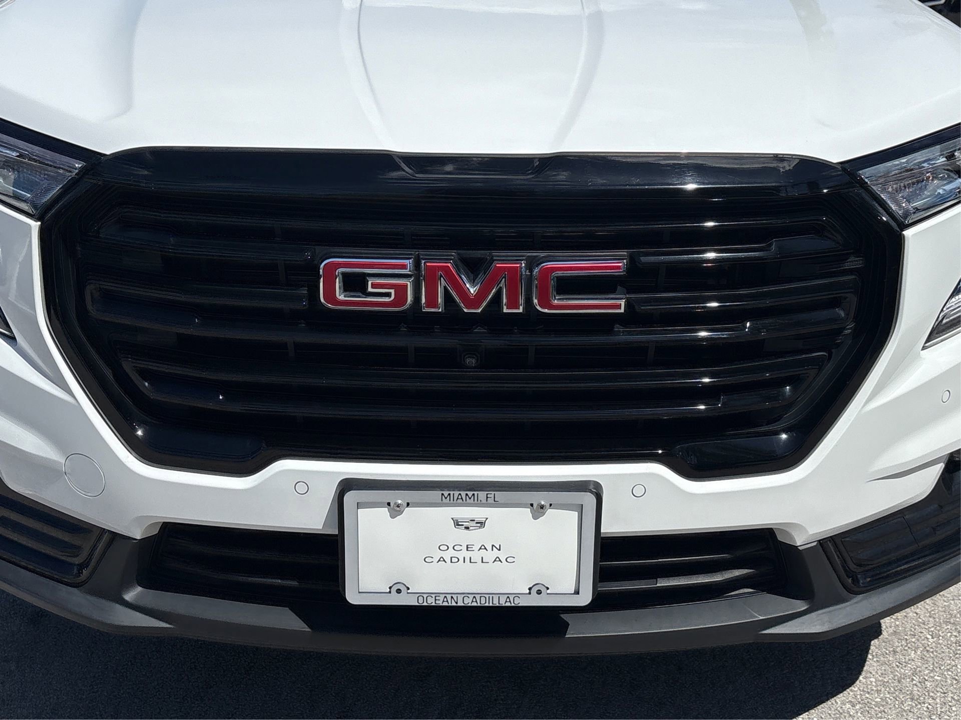 Used 2022 GMC Terrain SLT w/ Infotainment Package II image 12