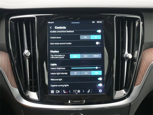 Used 2024 Volvo S60 B5 Plus image 18