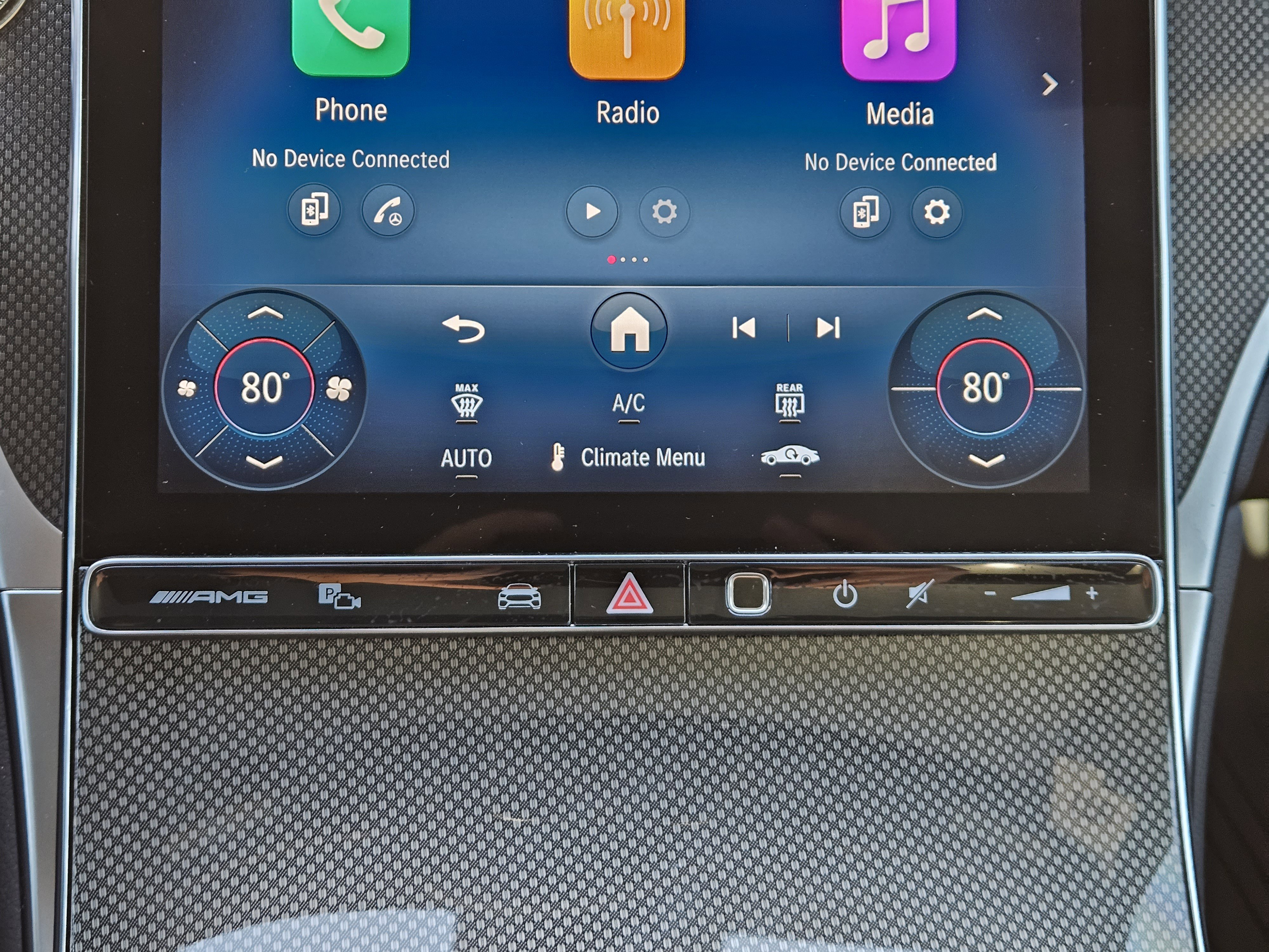 Used 2025 Mercedes-Benz GLC 43 AMG 4MATIC image 19