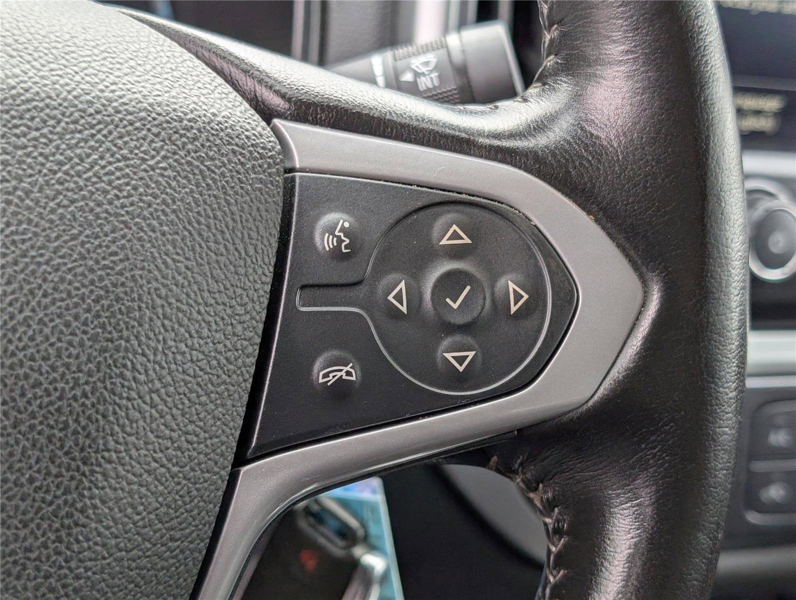 Used 2021 Chevrolet Colorado ZR2 image 24