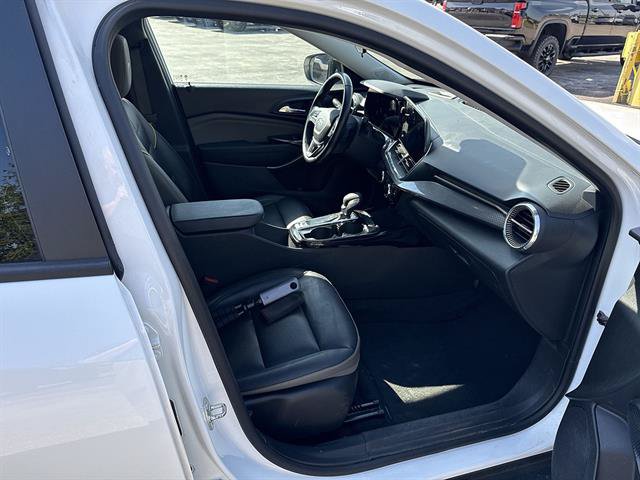 Used 2024 Chevrolet Trax ACTIV w/ Driver Confidence Package FWD image 46