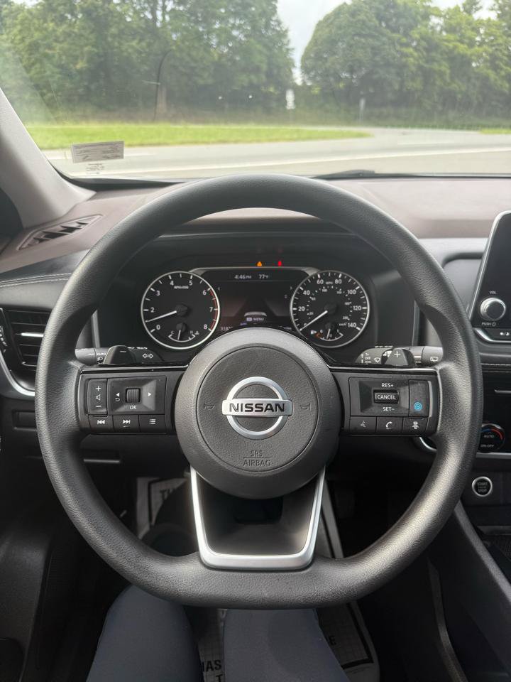 Used 2021 Nissan Rogue SV AWD/4WD image 9