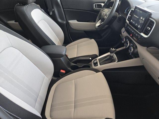 New 2026 Hyundai Venue SEL FWD image 10