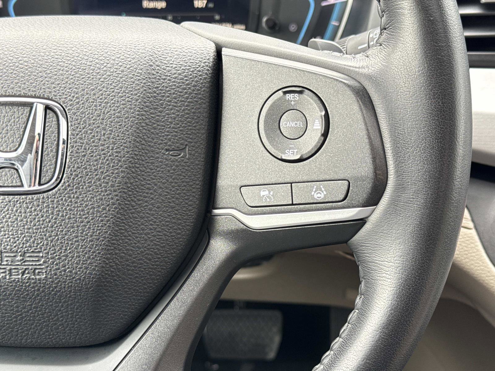 Used 2023 Honda Odyssey EX-L image 8