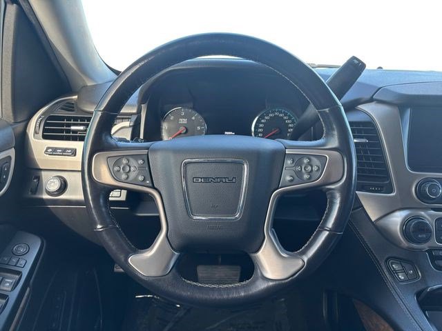 Used 2018 GMC Yukon XL Denali image 15