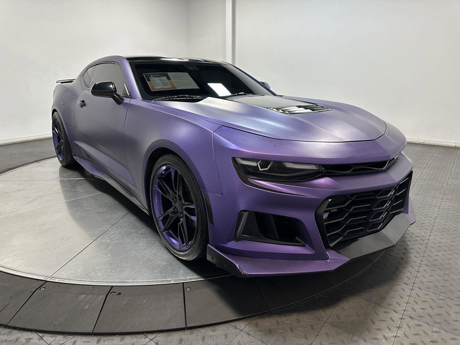 Used 2024 Chevrolet Camaro LT RWD image 2