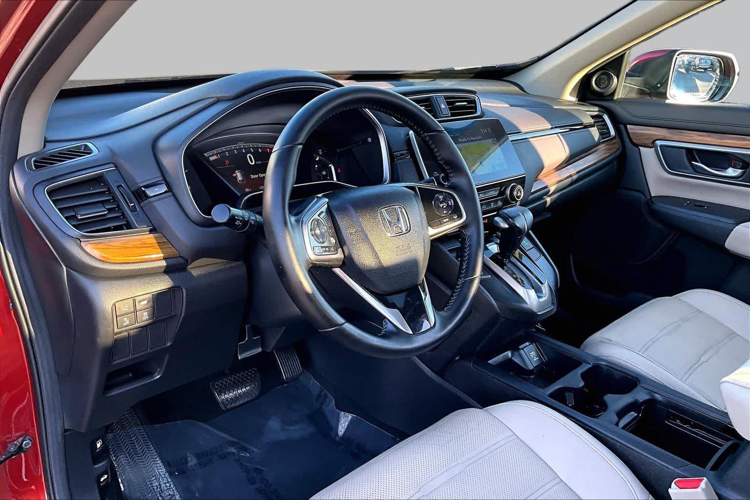 Used 2017 Honda CR-V Touring image 18