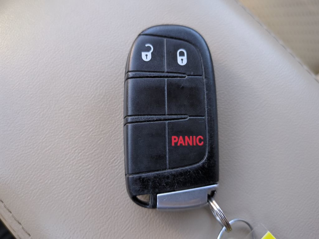 Used 2019 Dodge Journey SE w/ Premium Group image 9