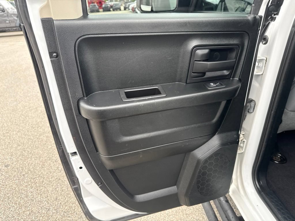 Certified 2018 RAM 1500 Express AWD/4WD image 21