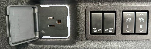 Used 2024 GMC Yukon Denali Ultimate image 14