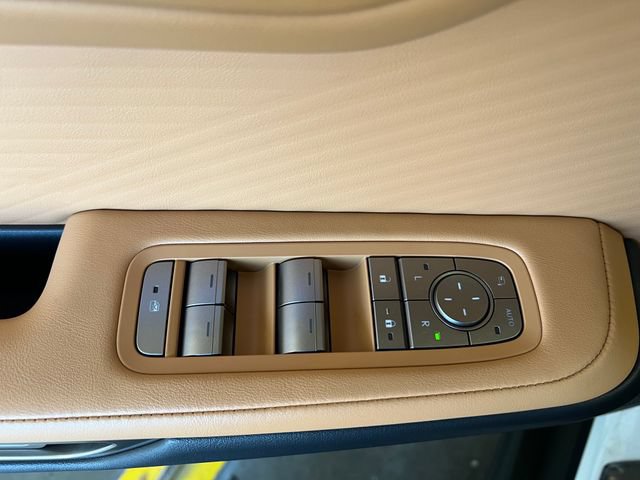 New 2026 Lexus ES 350e FWD image 38