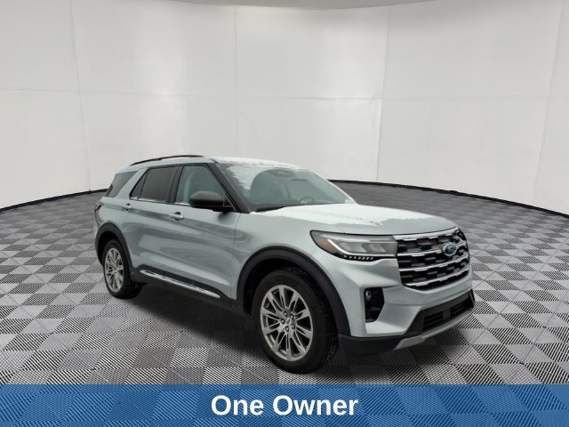 Used 2025 Ford Explorer Active w/ Active Comfort Package AWD/4WD image 3
