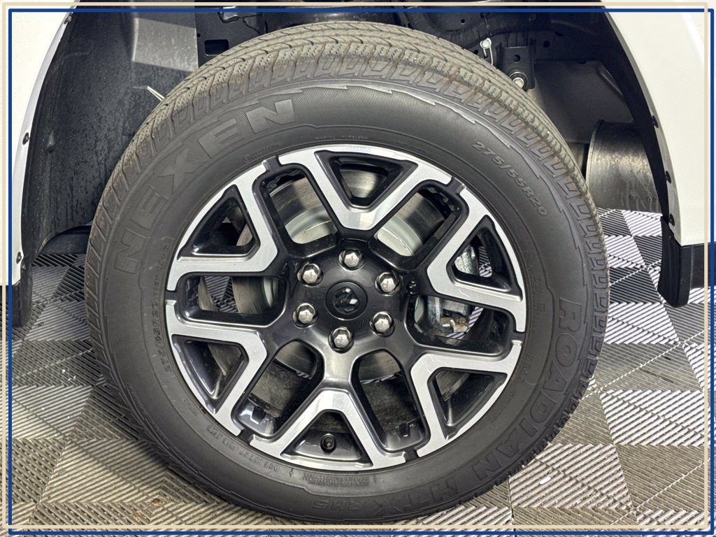 Used 2026 RAM 1500 Laramie AWD/4WD image 16