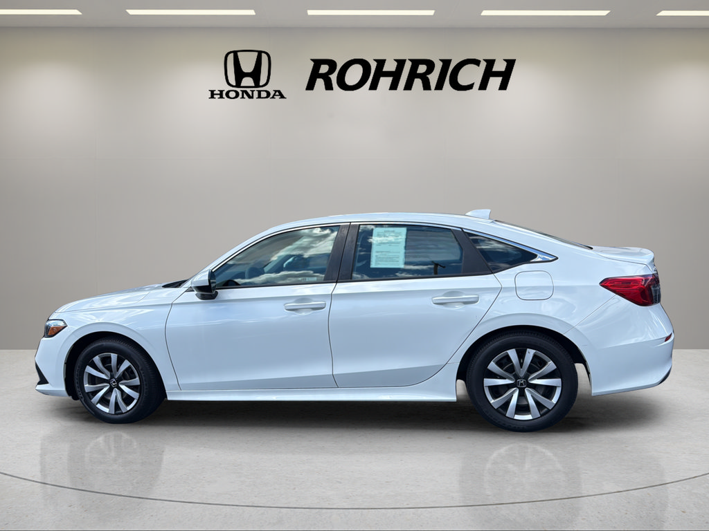 Used 2023 Honda Civic LX image 9