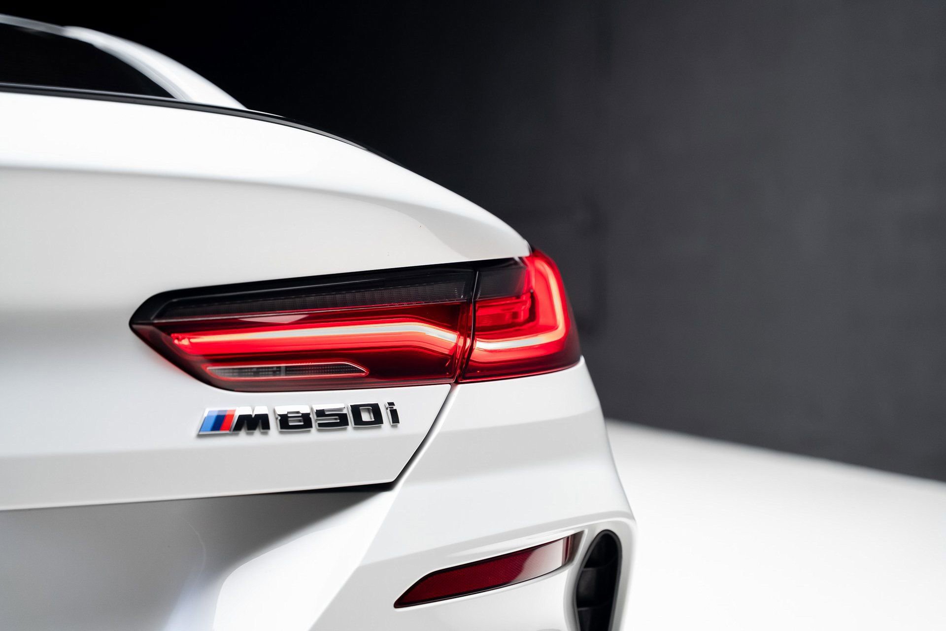 Used 2023 BMW M850i xDrive Coupe w/ M Sport Professional Package image 29