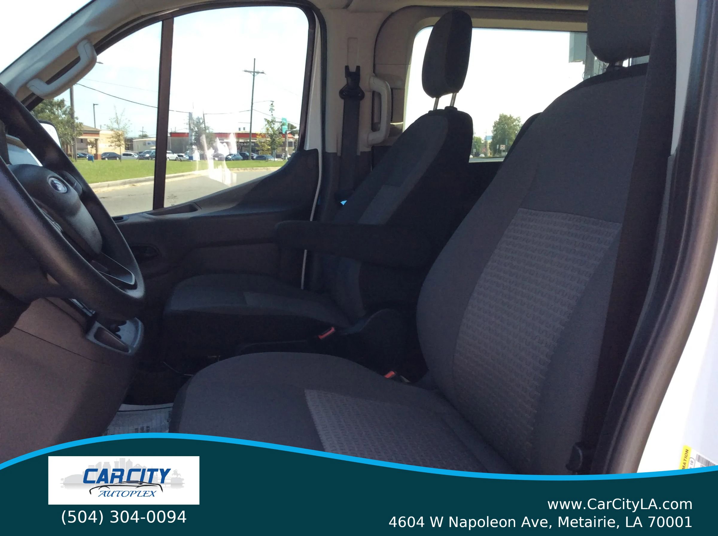 Used 2021 Ford Transit 350 XLT image 13