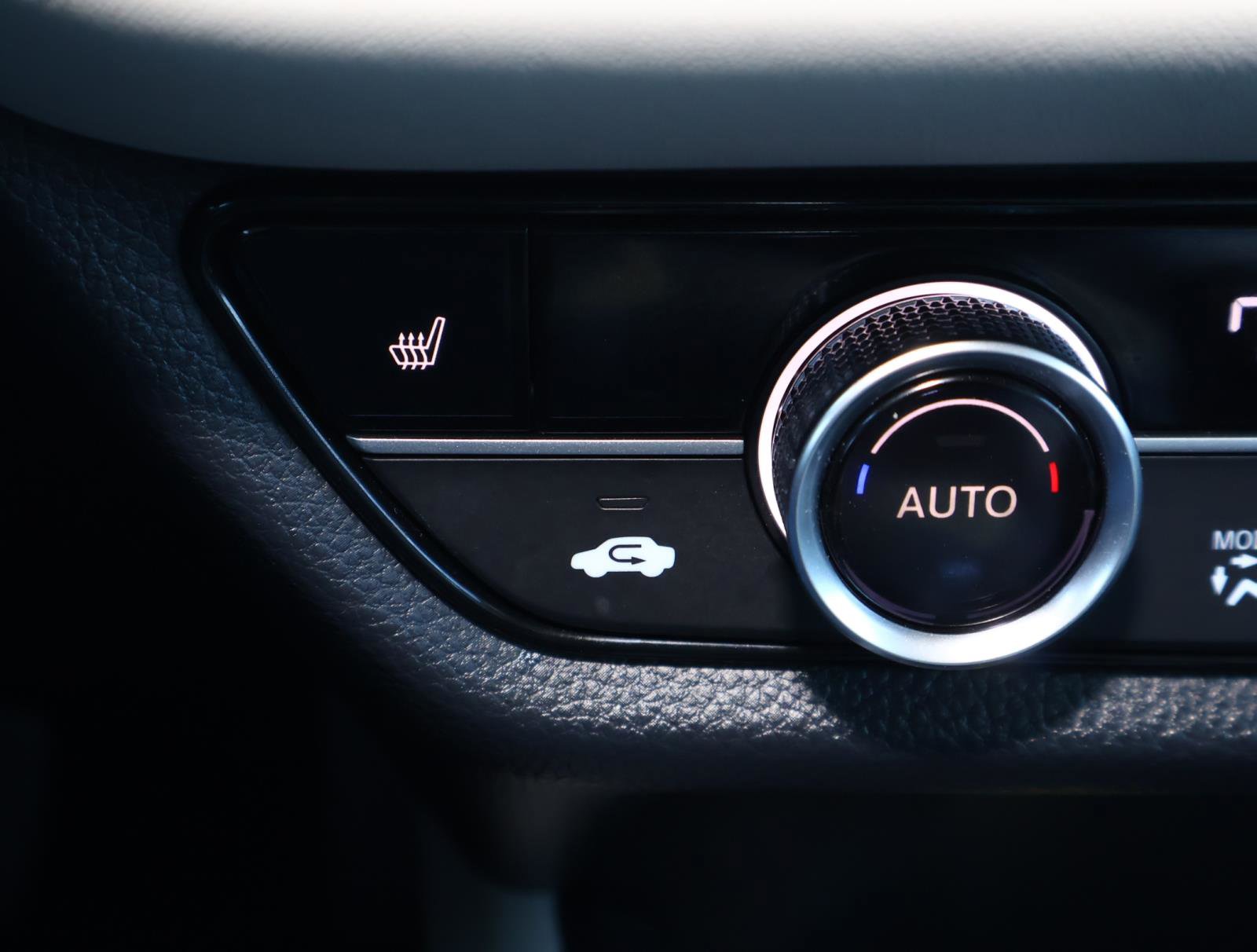 Used 2023 Honda HR-V EX-L image 28