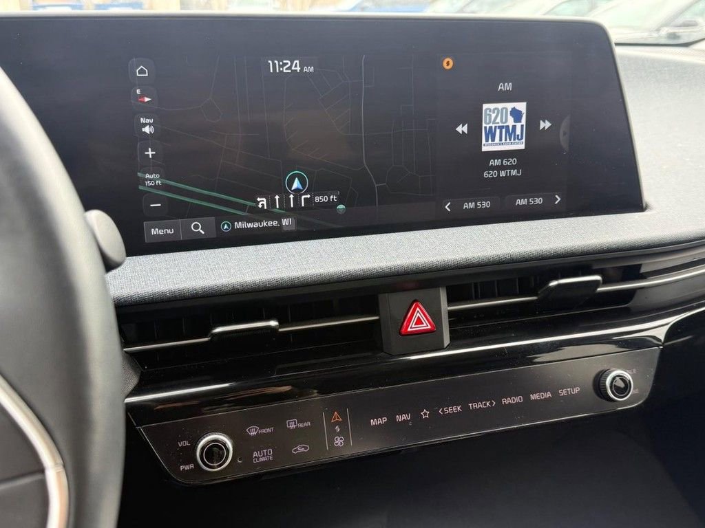 Used 2023 Kia EV6 Wind image 18