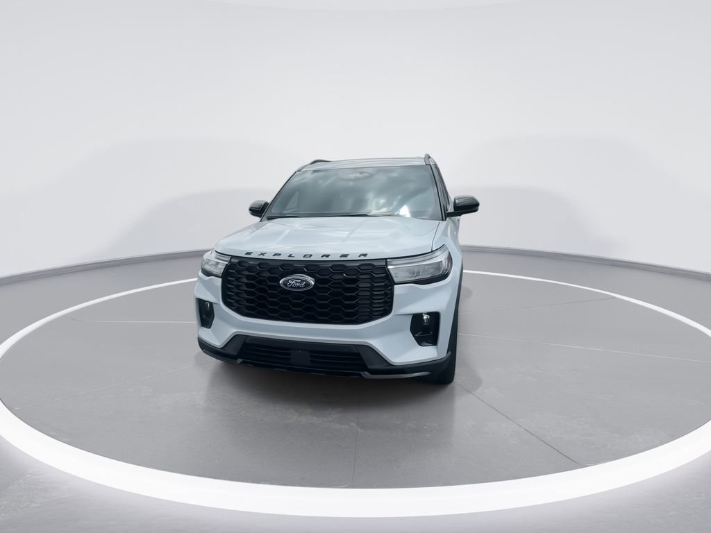 New 2026 Ford Explorer ST-Line AWD/4WD image 4