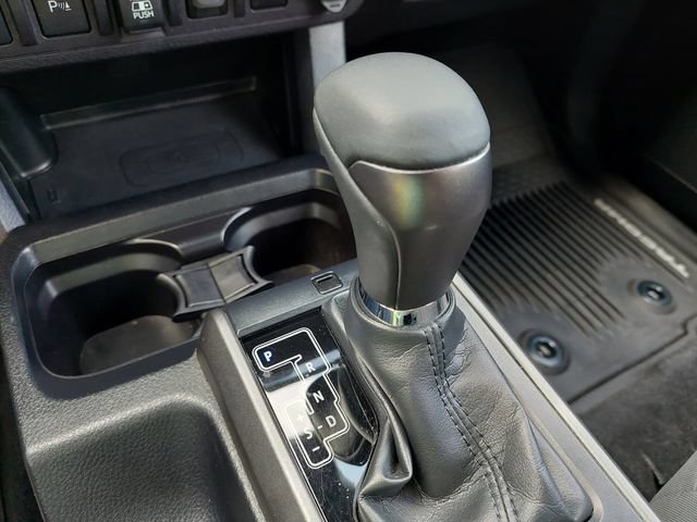 Used 2019 Toyota Tacoma TRD Off-Road w/ Technology Package AWD/4WD image 20