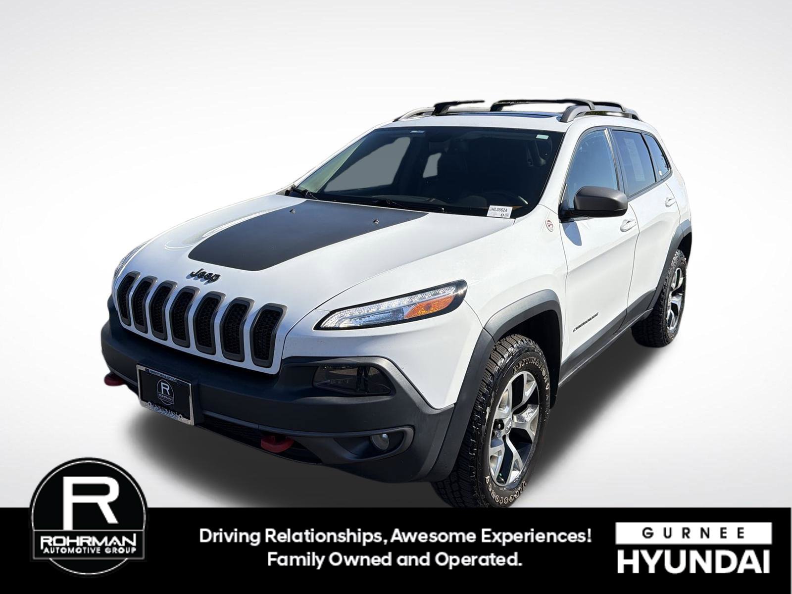 Used 2017 Jeep Cherokee Trailhawk w/ Comfort/Convenience Group AWD/4WD image 5