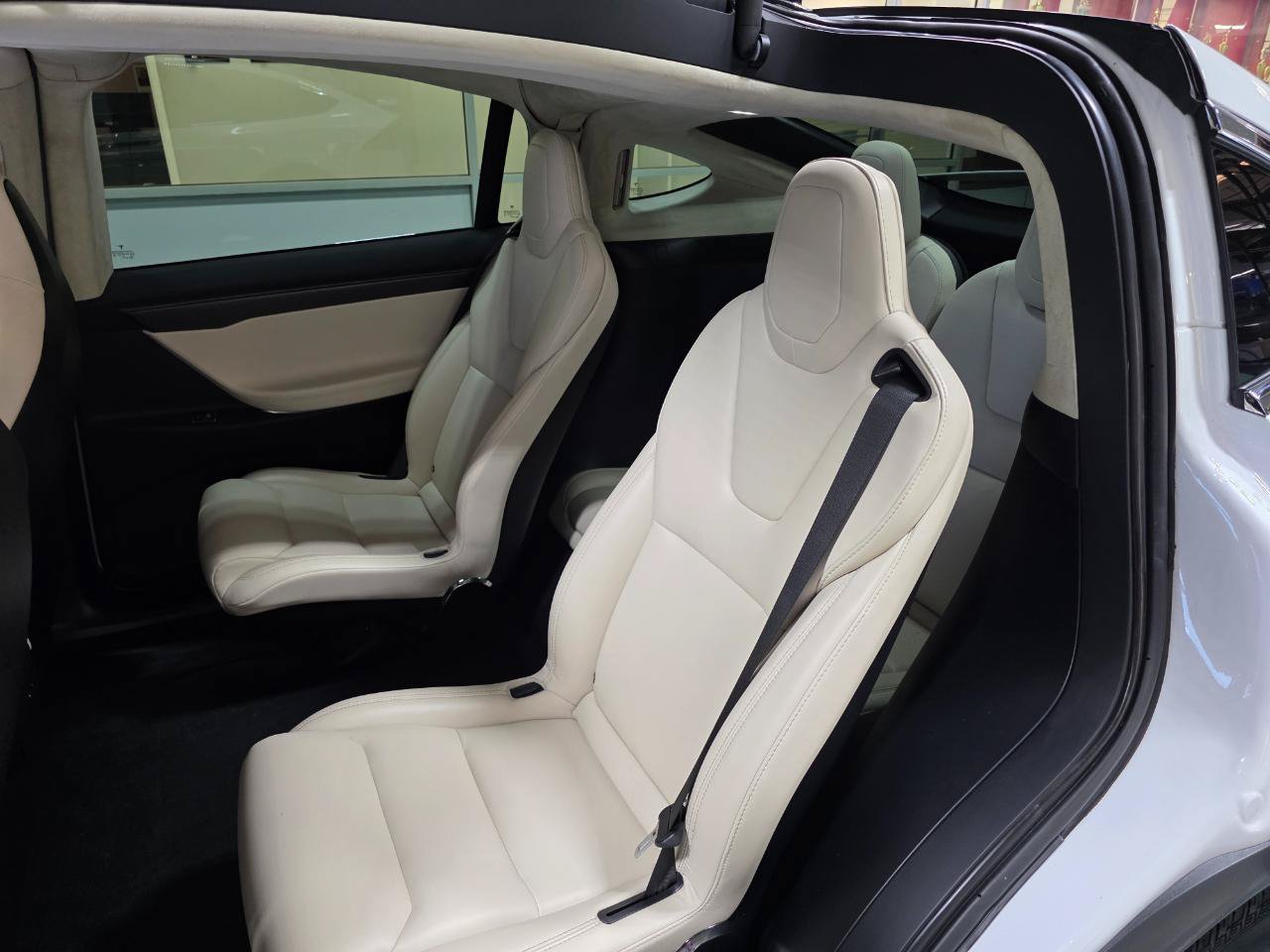 Used 2018 Tesla Model X 75D AWD/4WD image 19