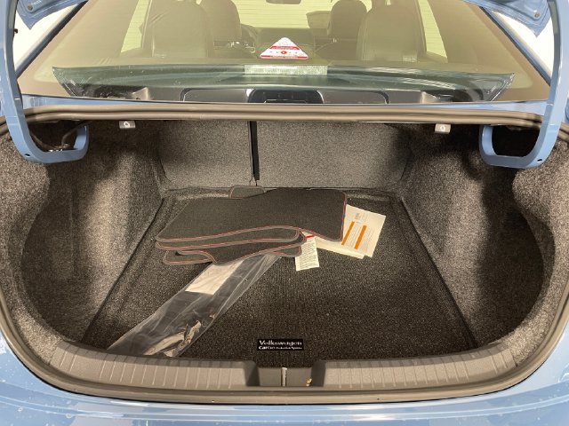 New 2027 Volkswagen Jetta GLI Autobahn FWD image 16