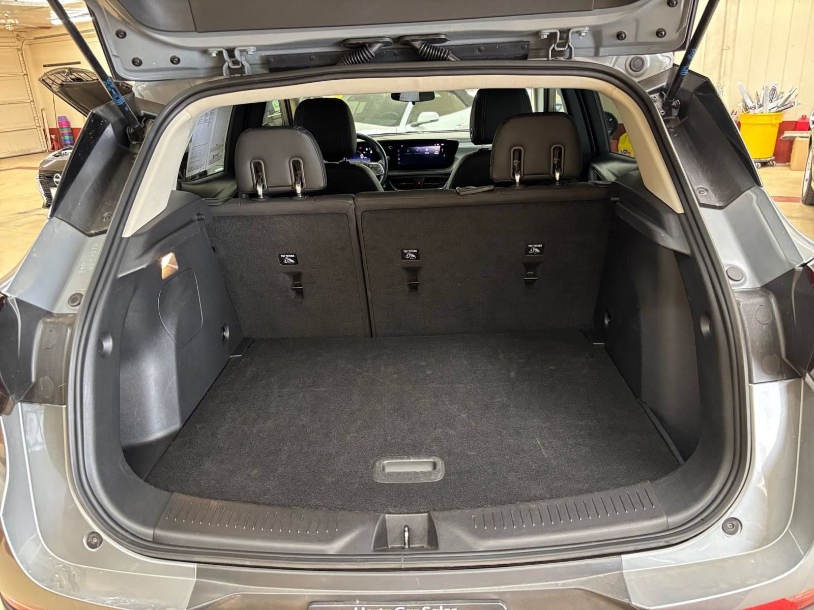 Used 2025 Buick Encore GX Preferred FWD image 30
