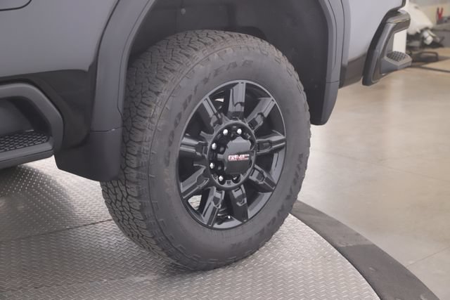 Used 2026 GMC Sierra 2500 AT4 w/ AT4 Premium Plus Package AWD/4WD image 14